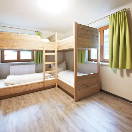 Holiday Lodge Central シャレー *