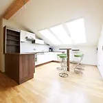 Holiday Lodge Central * Saalbach-Hinterglemm