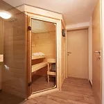 Holiday Lodge Central Chalet *